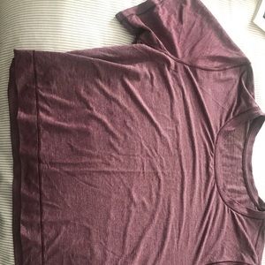 Women’s crop deep red performance t shirt